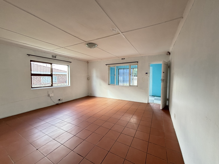 2 Bedroom Property for Sale in Hawston Western Cape
